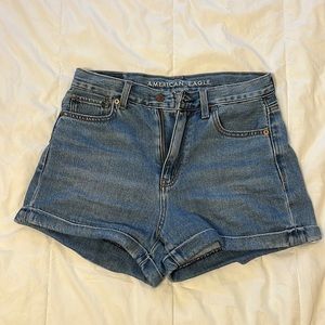 American eagle high rise jean shorts size 4